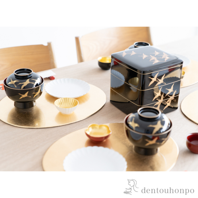 三段重 鶴 黒 / お正月 新年 おせち 運動会 漆塗り お正月 人気 山中