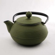 岩鋳 南部鉄器 急須 3型線引 若草 320ml≪約2年で出荷予定≫ ( 岩鋳 母の日 プレゼント 初任給 取っ手付き 茶こし付き 茶器 カラーポット ティーポット 南部鉄器 )