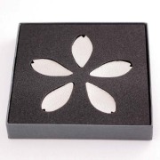 能作 箸置き 桜 5ケ入≪在庫確認後、21営業日程で出荷≫ ( 能作 母の日 プレゼント 初任給 ギフトセット 結婚祝い 箸休め はしおき おしゃれ 高岡銅器 )
