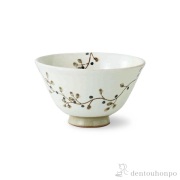【送料無料】軽量飯碗 花つなぎ 黒 大 3個セット≪在庫確認後、10~14営業日程で出荷≫ ( 波佐見焼 軽量 退職祝い 定年 ごはん 白ご飯 お茶碗 飯碗 おすすめ 波佐見焼 )
