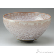 【送料無料】花結晶 抹茶碗 薄藤≪在庫確認後、1~3営業日で出荷※5／8以降≫ ( 清水焼 京焼 名入れ有料 初任給 プレゼント 母の日 抹茶碗 茶道具 茶器 お稽古用 抹茶 清水焼 京焼 )