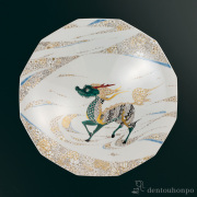 【送料無料】飾鉢 本金墨花詰麒麟の図 12号≪在庫確認後、1~3営業日で出荷≫ ( 木箱名入れ有料 木札名入れ有料 置物 飾皿 スタンド 絵皿 贈り物 九谷焼 )