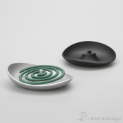 【送料無料】rondo 蚊やり ブラック≪13時までのご注文即日発送(休業日を除く)≫ ( あすつく 母の日 プレゼント 初任給 お香立て インセンス インテリア 雑貨 蚊取り線香 高岡銅器 )