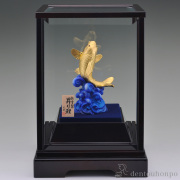 【送料無料】純金 昇り鯉 20g≪1ヶ月程で出荷予定≫ ( 木札名入れ有料 高級 コレクション 美術品 工芸品 伝統 東京銀器（金工芸） )
