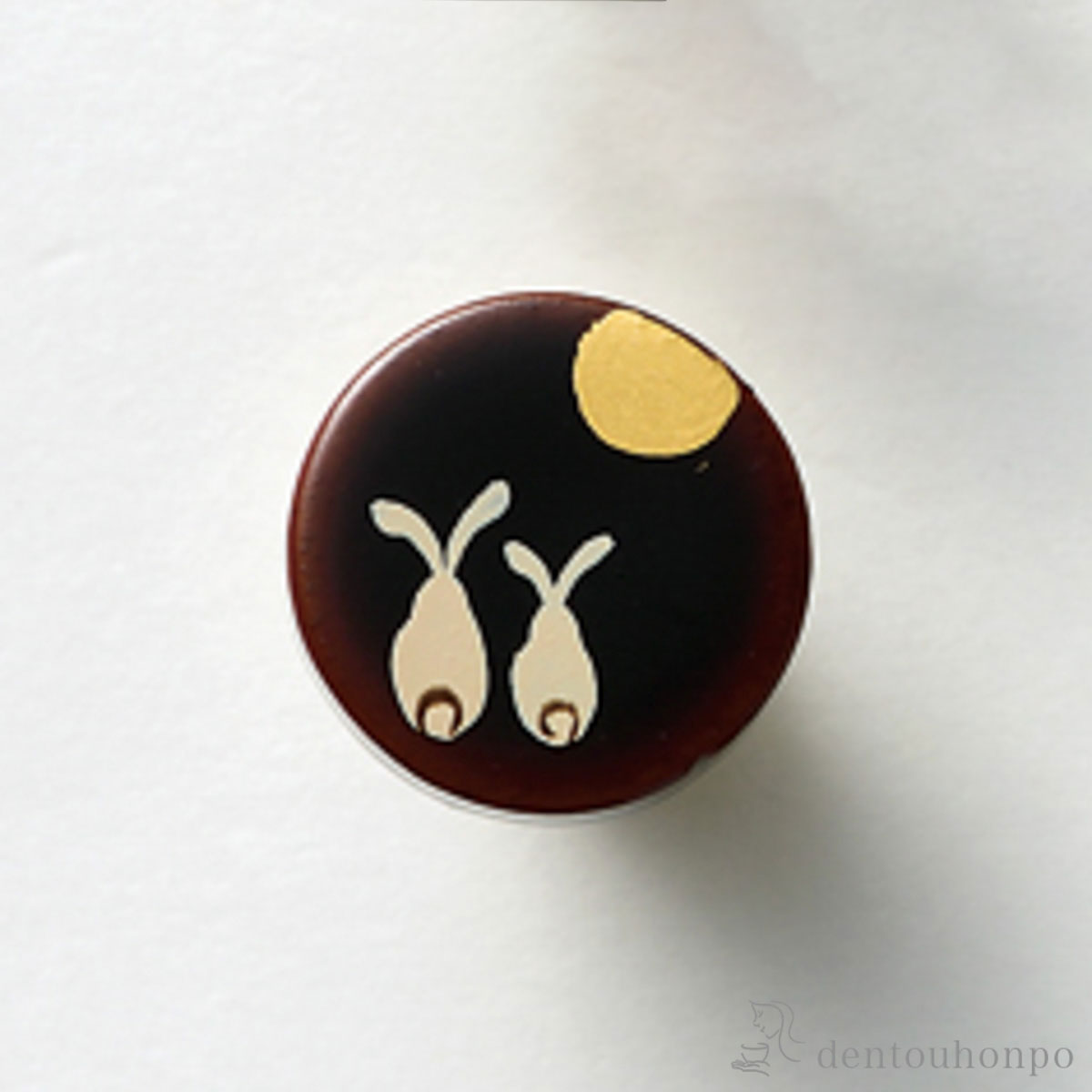 【送料無料】うるしピンズ 丸型 月うさぎ 溜≪在庫確認後、7営業日程で出荷≫ ( おしゃれ かわいい ピン アクセサリー ギフト 越前漆器 )