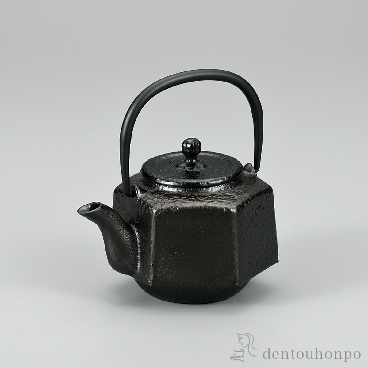 【送料無料】うるしPOT　 六角利休 黒銀 500ｍｌ≪在庫確認後、7営業日程で出荷≫ ( ティーポット お茶 煎茶 日本茶 おすすめ 越前漆器 )