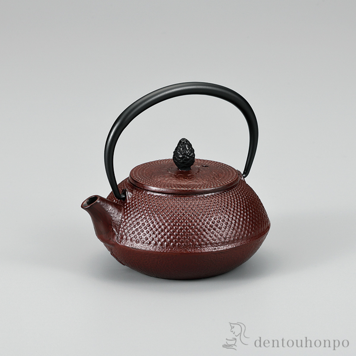 【送料無料】うるしPOT　 丸アラレ 茜 300ｍｌ≪在庫確認後、7営業日程で出荷≫ ( ティーポット お茶 煎茶 日本茶 おすすめ 越前漆器 )