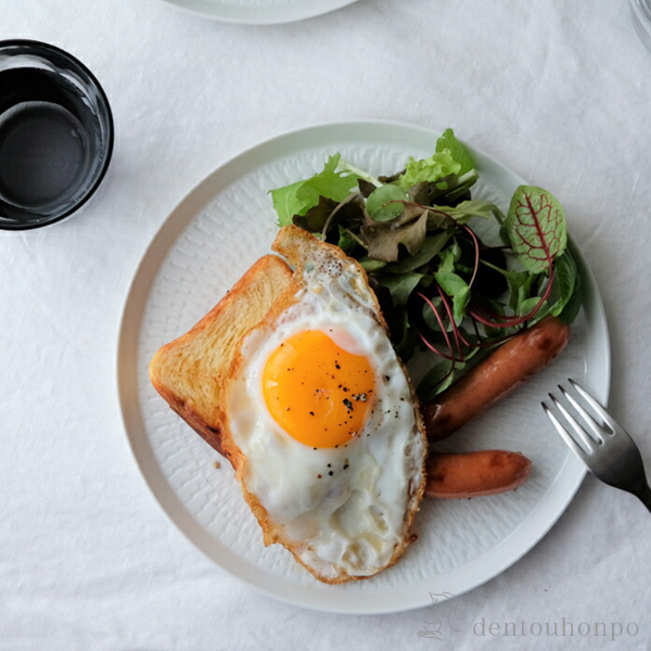 【送料無料】丸皿 彫刻紋 白磁 カンナ彫 中≪在庫確認後、10~14営業日程で出荷≫ ( 彫刻紋 白磁 プレート おつまみ 料理 和食 洋食 波佐見焼 )