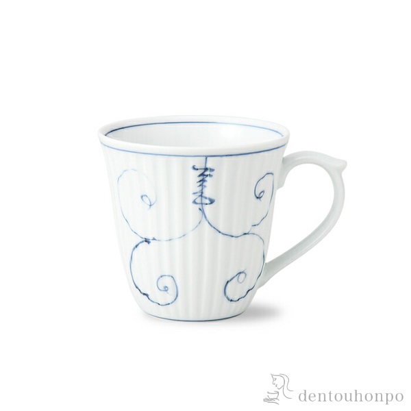 軽量マグ 唐草ぶどう 青≪在庫確認後、10~14営業日程で出荷≫ ( 唐草ぶどう プレゼント デザイン マグ オリジナル タンブラー 波佐見焼 )