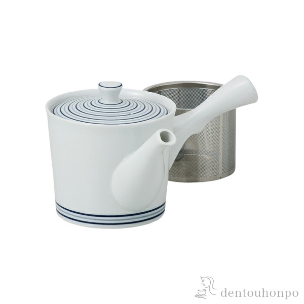 【送料無料】SS中急須 白磁渦≪在庫確認後、10~14営業日程で出荷≫ ( ティーポット お茶 煎茶 日本茶 おすすめ 波佐見焼 )