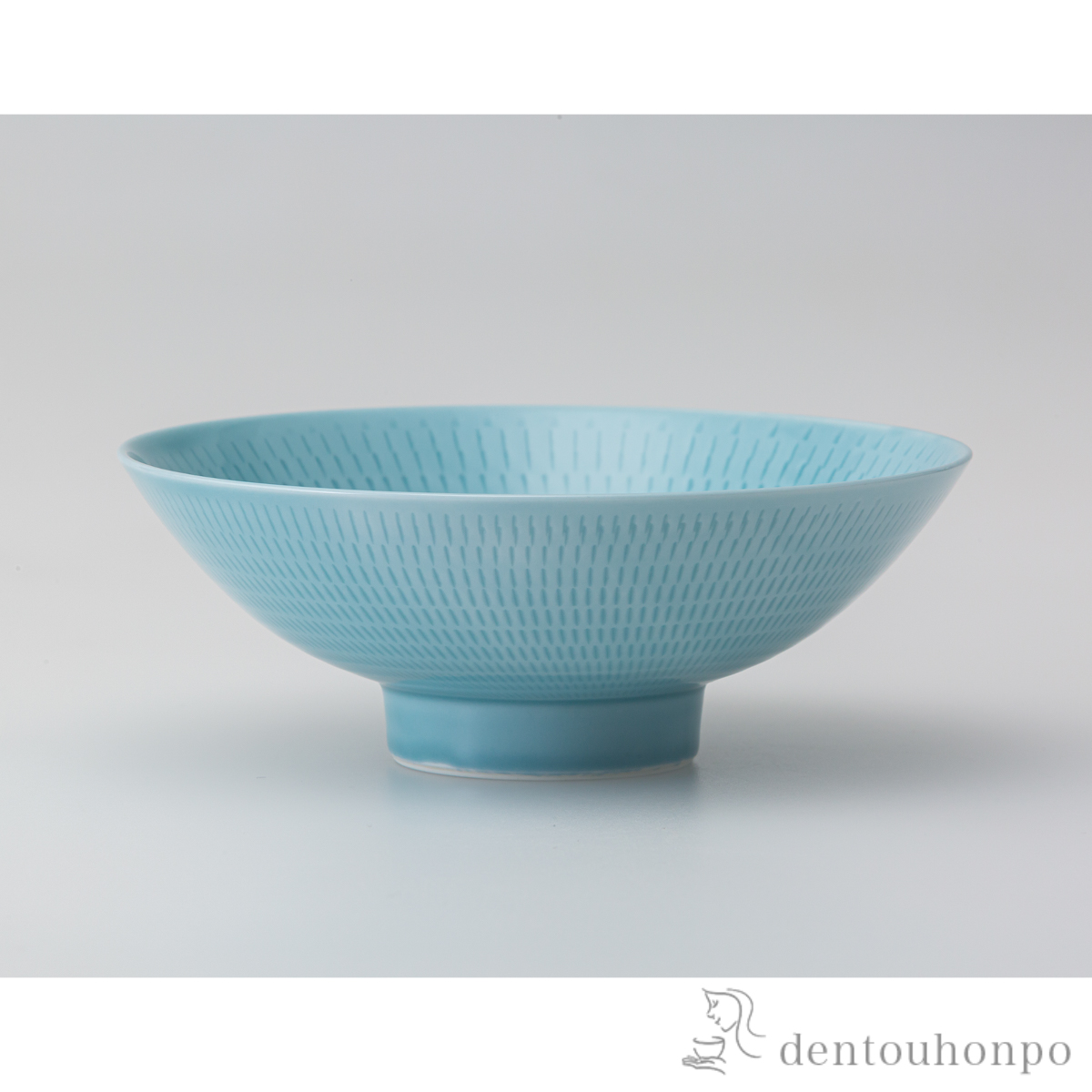 彫刻紋〈白藍 平碗  カンナ彫 大≪在庫確認後、10~14営業日程で出荷≫ ( ごはん 白ご飯 お茶碗 飯碗 おすすめ 波佐見焼 )