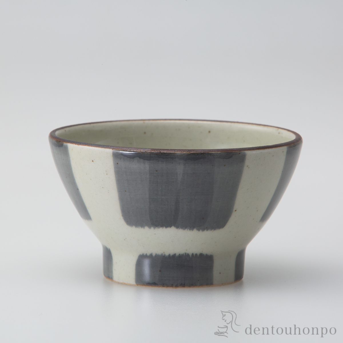 【送料無料】mode くらわんか碗 スノー M ３個セット≪在庫確認後、10~14営業日程で出荷≫ ( ごはん 白ご飯 お茶碗 飯碗 おすすめ 波佐見焼 )