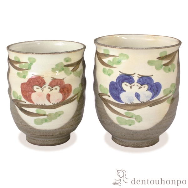 【送料無料】組湯呑 粉引ふくろう ペア≪在庫確認後、1~3営業日で出荷≫ ( 名入れ有料 母の日 プレゼント 初任給 湯呑み 湯のみ セット 湯飲み おすすめ セット 清水焼 京焼 )