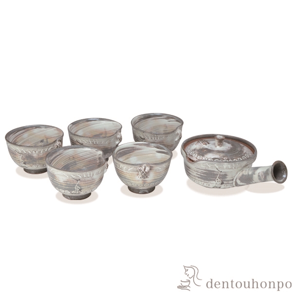 【送料無料】急須茶器揃 粉引鶴亀 お茶呑茶碗５客・急須１個セット≪在庫確認後、1~3営業日で出荷≫ ( 名入れ有料 母の日 プレゼント 初任給 茶器セット 急須 湯呑み 日本茶 中国茶 清水焼 京焼 )