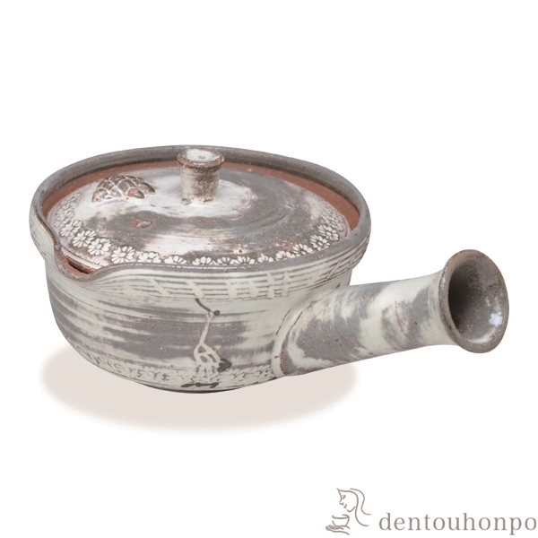 【送料無料】急須 粉引鶴亀≪在庫確認後、1~3営業日で出荷≫ ( 名入れ有料 母の日 プレゼント 初任給 ティーポット お茶 煎茶 日本茶 おすすめ 清水焼 京焼 )