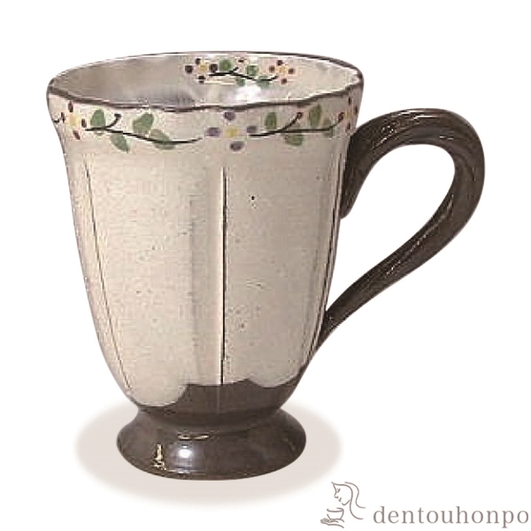 【送料無料】マグカップ 花くるり 白≪在庫確認後、1~3営業日で出荷≫ ( 名入れ有料 母の日 プレゼント 初任給 プレゼント デザイン マグ オリジナル タンブラー 清水焼 京焼 )