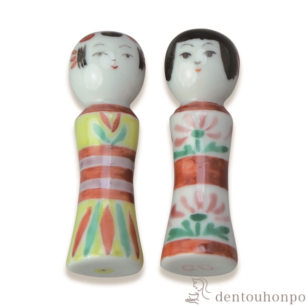 【送料無料】ペア箸置 こけし≪在庫確認後、1~3営業日で出荷≫ ( 退職祝い 定年 ギフト セット 結婚祝い お店 人気 セット 清水焼 京焼 )