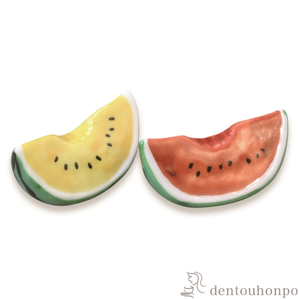 【送料無料】ペア箸置 すいか≪在庫確認後、1~3営業日で出荷≫ ( ギフト セット 結婚祝い お店 人気 セット 清水焼 京焼 )