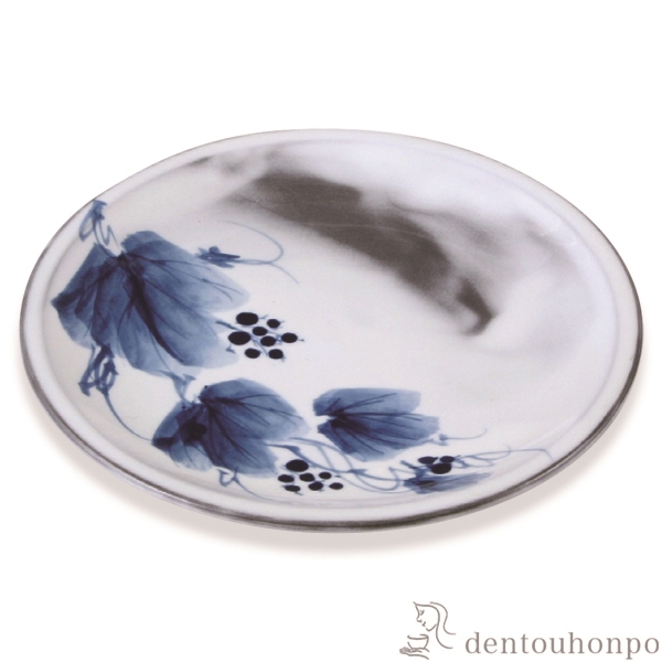 【送料無料】四寸皿 染付山葡萄≪在庫確認後、1~3営業日で出荷≫ ( 名入れ有料 母の日 プレゼント 初任給 プレート 醤油皿 豆皿 和食 洋食 清水焼 京焼 )