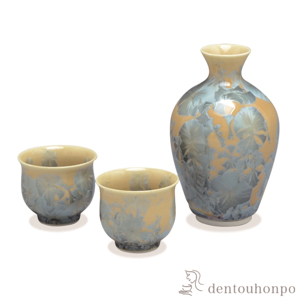 【送料無料】お預け酒器 花結晶 灰青 徳利1個・ぐい呑2個≪在庫確認後、1~3営業日で出荷≫ ( 名入れ有料 母の日 プレゼント 初任給 酒器 日本酒 冷酒 プレゼント 人気 清水焼 京焼 )