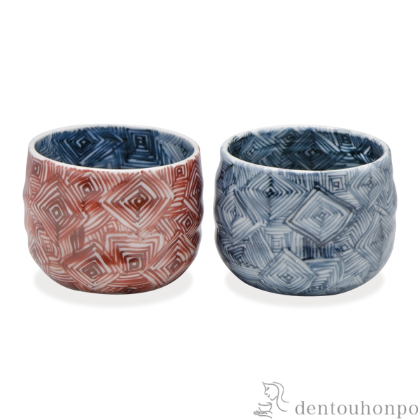 【送料無料】ペアぐい呑 染赤雷紋≪在庫確認後、1~3営業日で出荷≫ ( 名入れ有料 母の日 プレゼント 初任給 ぐいのみ 盃 酒器 セット 日本酒 セット 清水焼 京焼 )