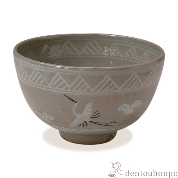 【送料無料】抹茶碗 青磁雲鶴≪注文後に商品取り寄せ、後日納期連絡致します≫ ( 名入れ有料 母の日 プレゼント 初任給 抹茶碗 茶道具 茶器 お稽古用 抹茶 清水焼 京焼 )