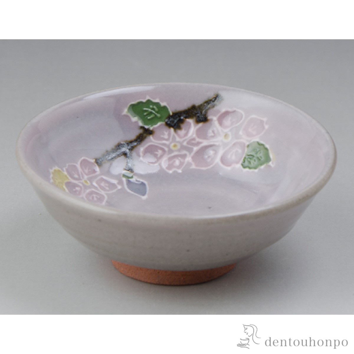 【送料無料】和桜 盃 ピンク≪在庫確認後、1~3営業日で出荷≫ ( 名入れ有料 母の日 プレゼント 初任給 ぐいのみ 盃 酒器 猪口 日本酒 清水焼 京焼 )