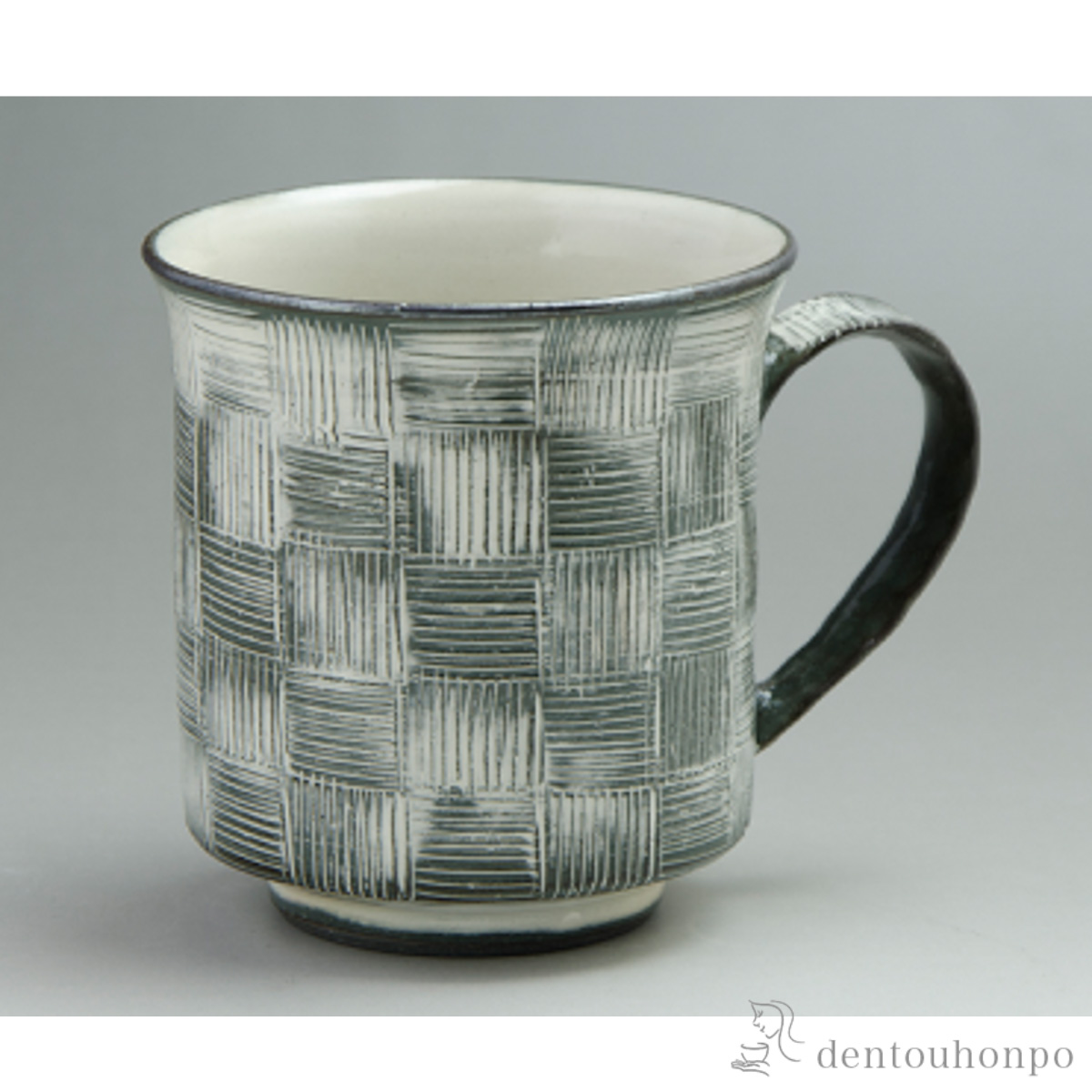 送料無料】 銀製 新天皇陛下御即位記念盃 3寸・63g 1個 ガラスケース