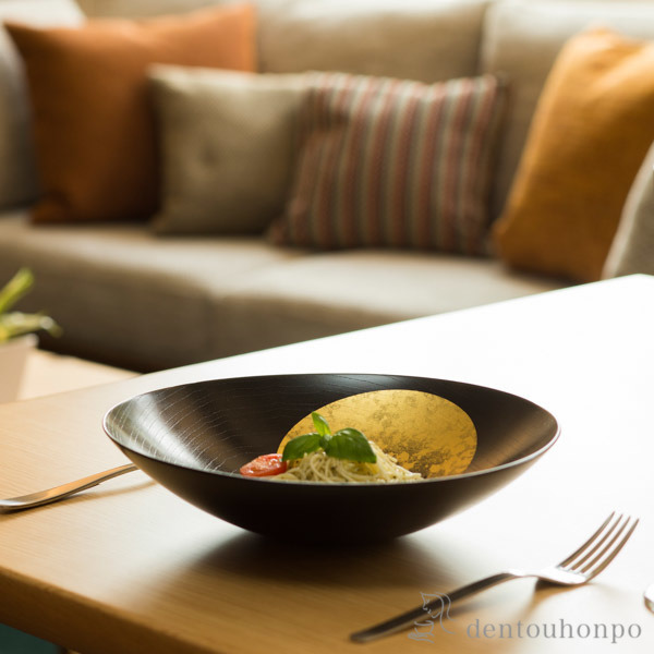 【送料無料】おぼろ月ボウル 漆 8号≪売り切れました≫ ( 箔一 和食 セット 料理 食器 パーティー 金沢金箔 )