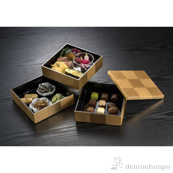 【送料無料】市松　三段重 (金)≪在庫確認後、1~3営業日で出荷≫ ( 箔一 お正月 新年 おしゃれ ブランド せんす 和柄 うちわ 金沢金箔 )