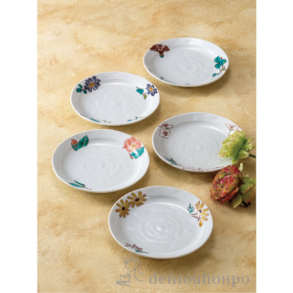 【送料無料】九谷焼 皿揃 花ごよみ 5号≪在庫確認後、通常即日で出荷≫ ( 和食器セット お皿 揃える 食器 和食 九谷焼 )