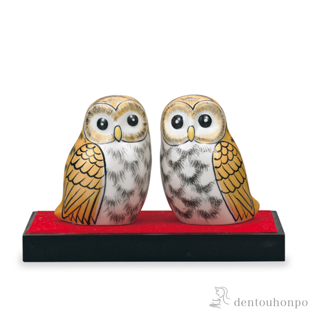 【送料無料】ふくろう 金釉彩 2.5号 ペア 花台・敷物付≪在庫確認後、1~3営業日で出荷≫ ( 木札名入れ有料 フクロウ 置物 玄関 風水 小物 九谷焼 )