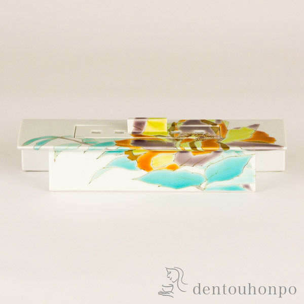 【送料無料】九谷焼 香器 色絵牡丹「富貴」≪在庫確認後、通常即日で出荷≫ ( 木箱名入れ有料 木札名入れ有料 お香 線香 リラックス 仏具 人気 九谷焼 )