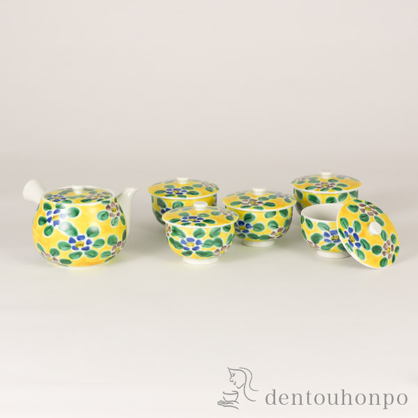 【送料無料】九谷焼 蓋付茶器 吉田屋花紋≪在庫確認後、通常即日で出荷≫ ( 茶器セット 急須 湯呑み 日本茶 中国茶 九谷焼 )