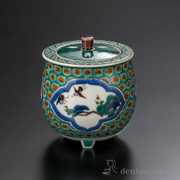 【送料無料】九谷焼 香炉 亀甲小紋松竹梅 3.2号≪在庫確認後、通常即日で出荷≫ ( 木箱名入れ有料 お香 線香 リラックス 仏具 人気 九谷焼 )