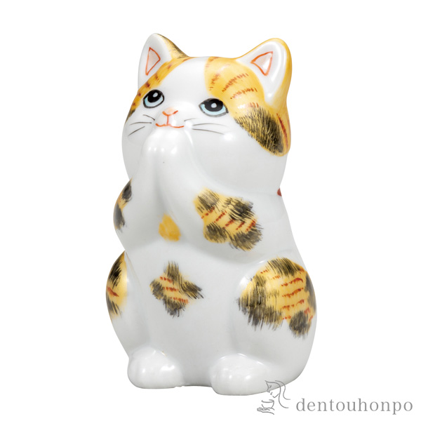 お祈り猫 金彩三毛 2.7号≪在庫確認後、通常即日で出荷※5／7以降≫ ( 木札名入れ有料 初任給 プレゼント 母の日 置物 幸運 開運 まねきねこ 風水 九谷焼 )