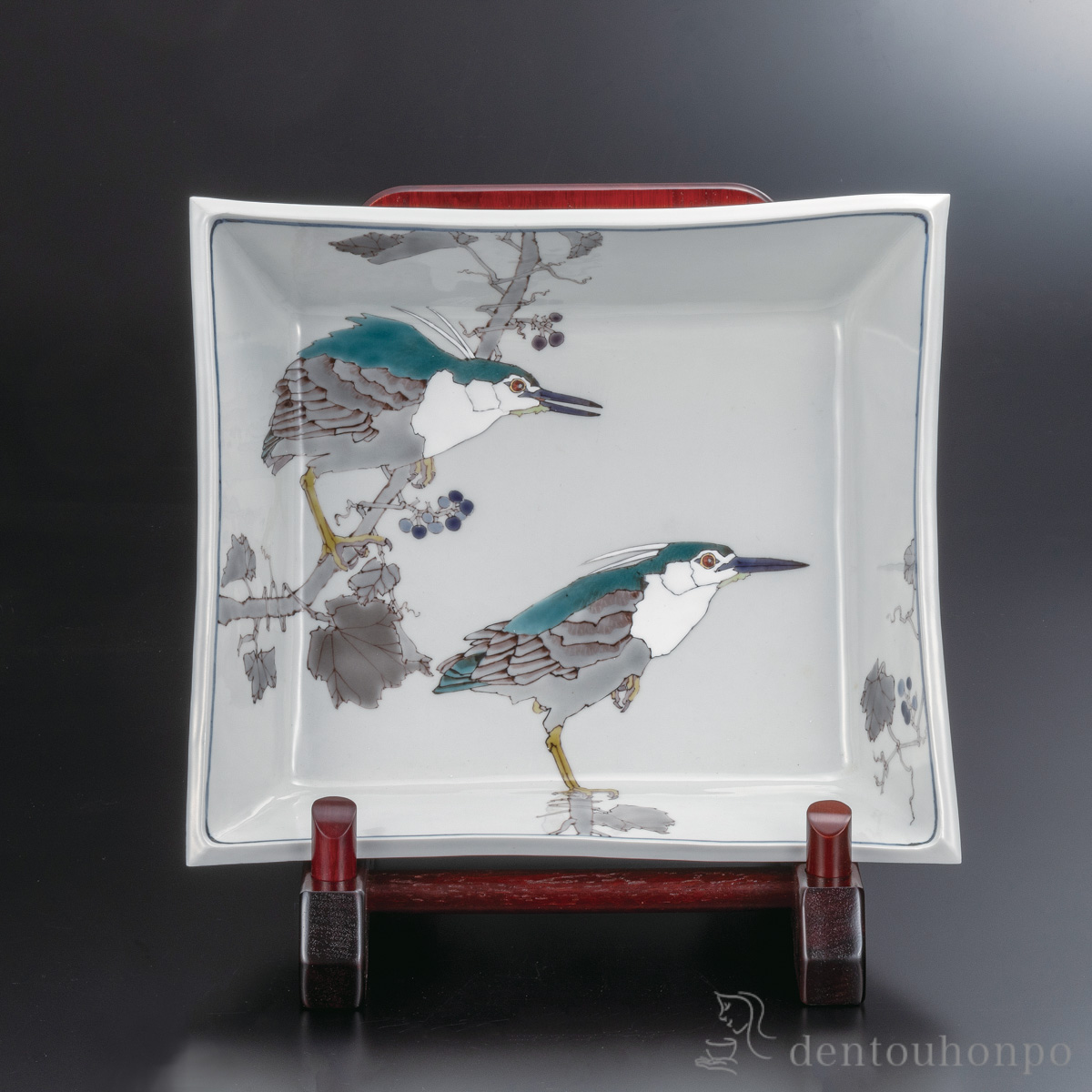 【送料無料】飾鉢 五位鷺の図 皿立付≪在庫確認後、通常即日で出荷≫ ( 置物 飾皿 スタンド 絵皿 贈り物 九谷焼 )