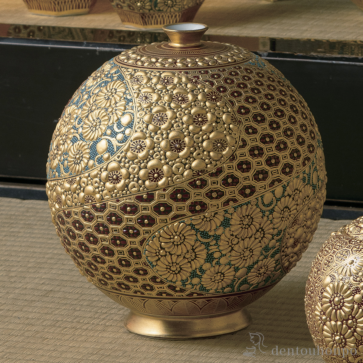 【送料無料】飾壷 本金盛割取小紋 6.5号≪在庫確認後、通常即日で出荷≫ ( 木札名入れ有料 ガラス フラワーベース 花器 一輪挿し おすすめ 九谷焼 )