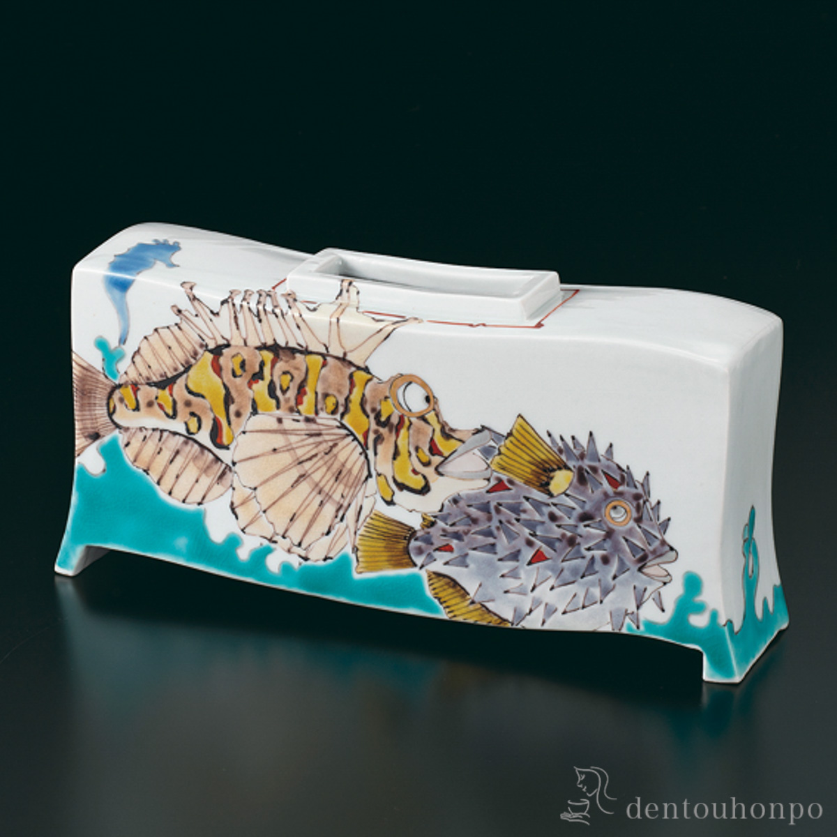 【送料無料】花器 魚紋≪在庫確認後、1~3営業日で出荷≫ ( 木箱名入れ有料 木札名入れ有料 ガラス フラワーベース 花器 一輪挿し おすすめ 九谷焼 )