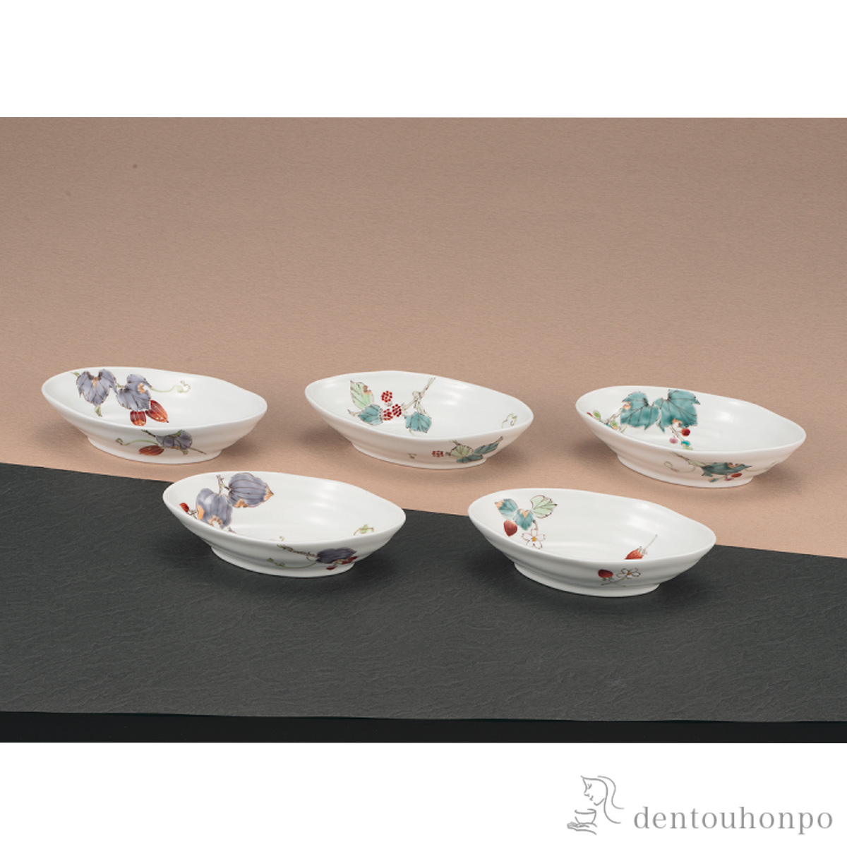 【送料無料】小鉢揃 絵変わり果実 5.3号 5枚セット≪在庫確認後、1~3営業日で出荷≫ ( 和食 食器 おつまみ 朝食 料理 九谷焼 )