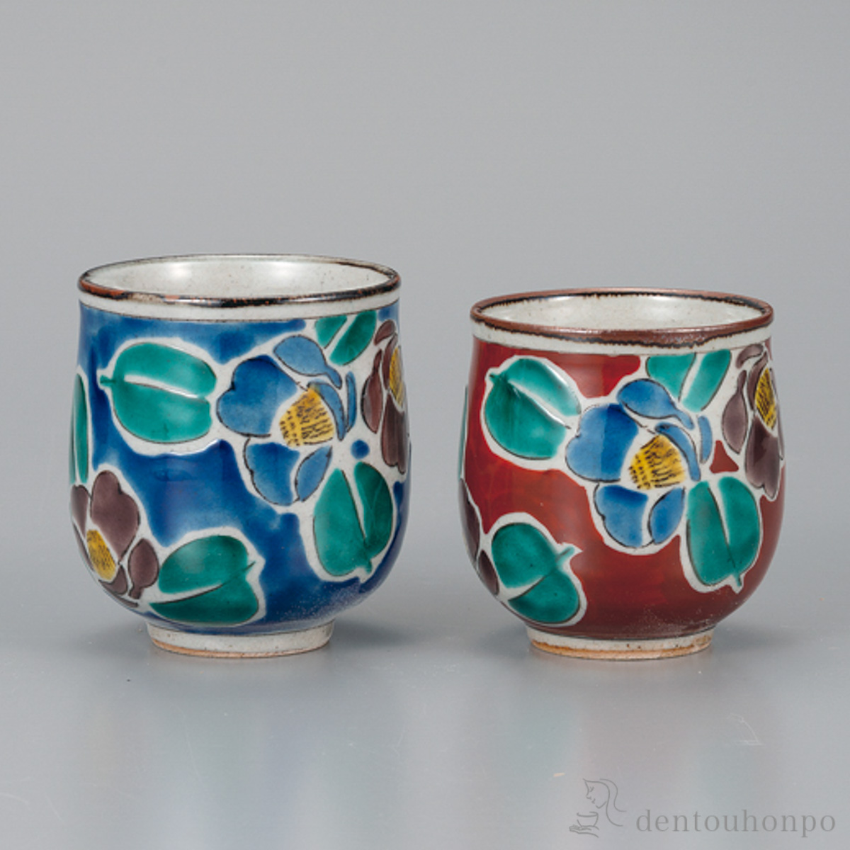 【送料無料】組湯呑 吉田屋山茶花 赤紺 ペア≪在庫確認後、1~3営業日で出荷≫ ( 湯呑み 湯のみ セット 湯飲み おすすめ 九谷焼 )