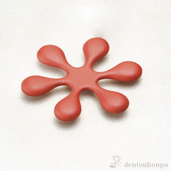 【送料無料】トリベット 艶消赤茶 大≪在庫確認後、7営業日程で出荷≫ ( 岩鋳 急須 ポット 湯冷まし 茶器 おすすめ 南部鉄器 )