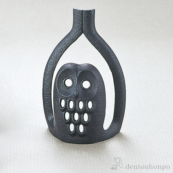 【送料無料】レタースタンド フクロウ 黒≪13時までのご注文即日発送(休業日を除く)≫ ( 岩鋳 あすつく 書道 高級 人気 お土産 おすすめ 南部鉄器 )