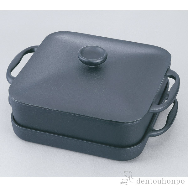【送料無料】岩鋳 南部鉄器 スクエアパン 浅型・深型 直火・ＩＨ対応≪注文後に商品取り寄せ、後日納期連絡致します≫ ( 岩鋳 初任給 プレゼント 母の日 キャセロール もつ鍋 カレー鍋 土鍋 人気 南部鉄器 )