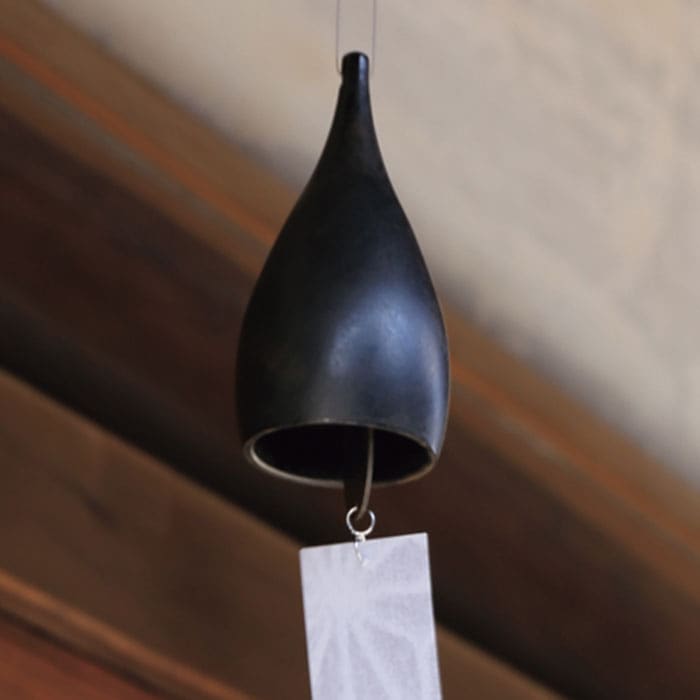 風鈴 しずく 黒茶 短冊付≪在庫確認後、10~14営業日程で出荷予定≫ ( 能作 受付 来客用 仏具 仏壇 人気 高岡銅器 )