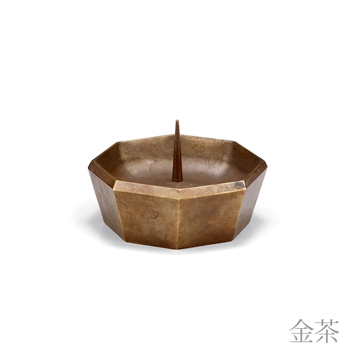 【送料無料】灯立 八角 金茶 桐箱入り≪在庫確認後、21営業日程で出荷≫ ( 能作 木箱名入れ有料 母の日 プレゼント 初任給 手作り 高級 和ろうそく 和室 洋室 高岡銅器 )