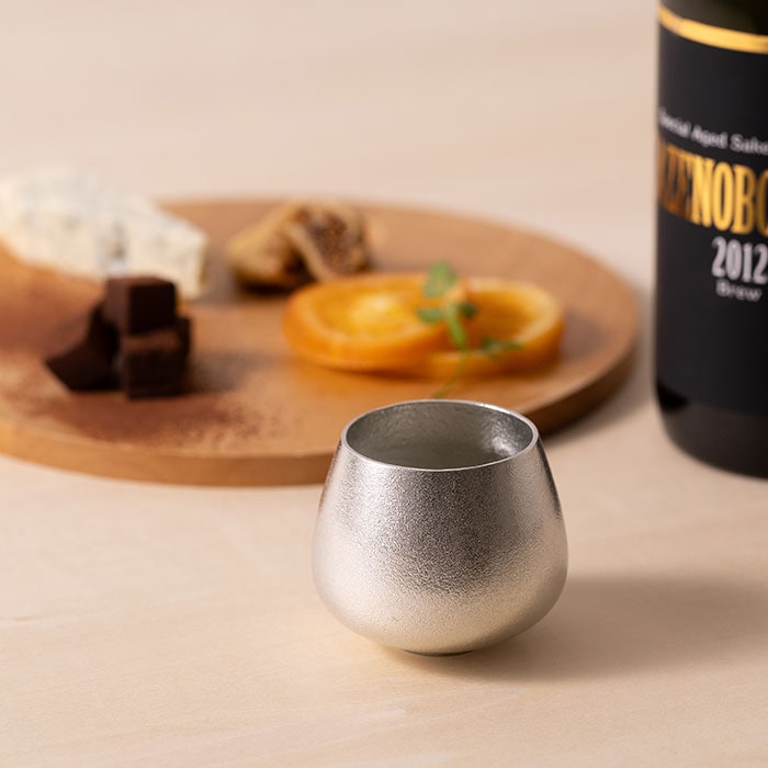 【送料無料】はなしべ はなしべ≪在庫確認後、21営業日程で出荷≫ ( 能作 名入れ有料 母の日 プレゼント 初任給 ぐいのみ 盃 酒器 猪口 日本酒 高岡銅器 )