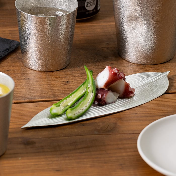 【送料無料】プレート 笹≪在庫確認後、21営業日程で出荷≫ ( 能作 母の日 プレゼント 初任給 プレート おつまみ 料理 和食 洋食 高岡銅器 )