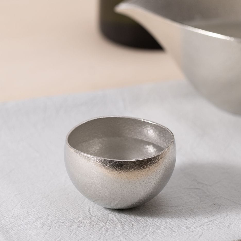 【送料無料】小鉢 Kuzushi Yure 小≪在庫確認後、21営業日程で出荷≫ ( 能作 名入れ有料 母の日 プレゼント 初任給 和食 食器 おつまみ 朝食 料理 高岡銅器 )