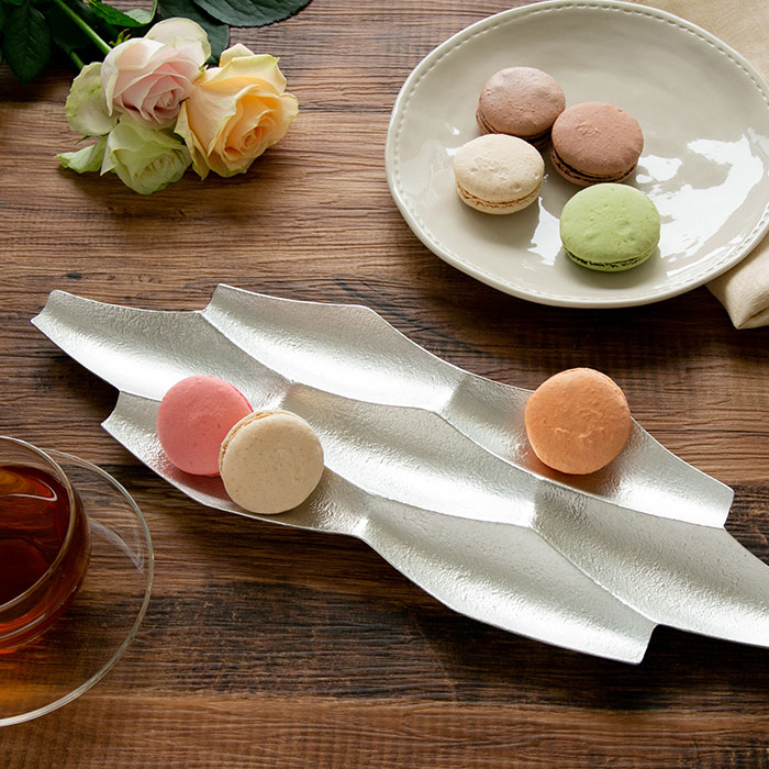 【送料無料】平皿 Sasa M≪在庫確認後、21営業日程で出荷≫ ( 能作 母の日 プレゼント 初任給 プレート おつまみ 料理 和食 洋食 高岡銅器 )